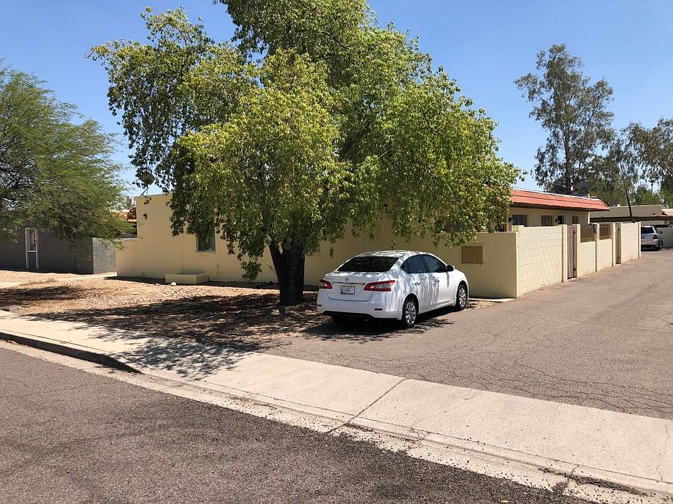 1st image of 2709 E Marconi Ave