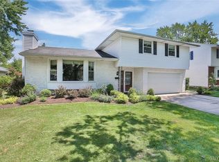 59 Wickham Dr, Williamsville, NY 14221