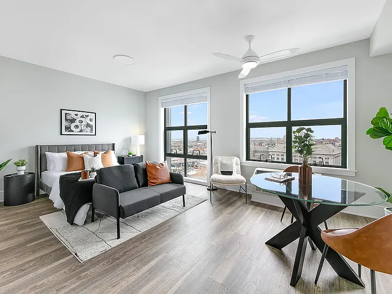 Overlook Flats — Photo 57