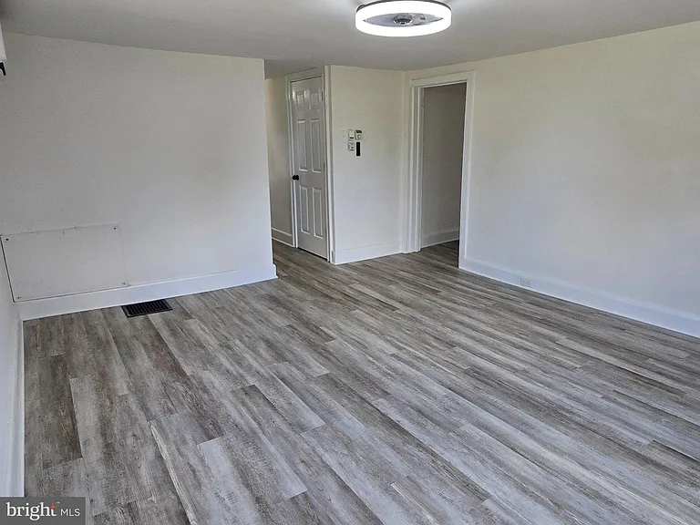 2454 E Swamp Rd #1 — Photo 14