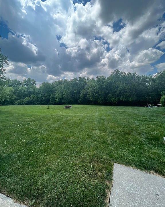 1st image of 814 Arrowhead Cir