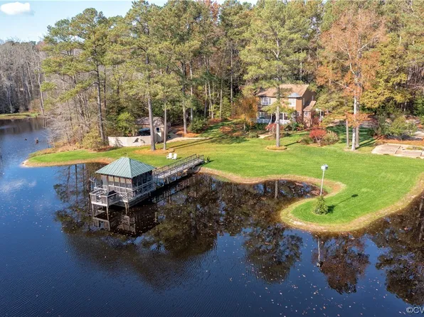 16131 Burrow Ln N, Petersburg, VA 23805