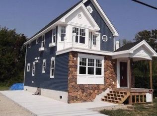 906 Bayshore Rd, Villas, NJ 08251