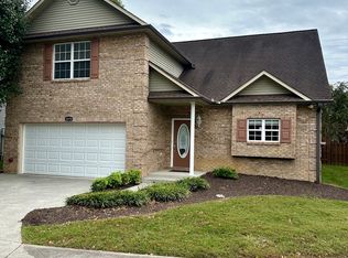 10330 Westland Dr, Knoxville, TN 37922