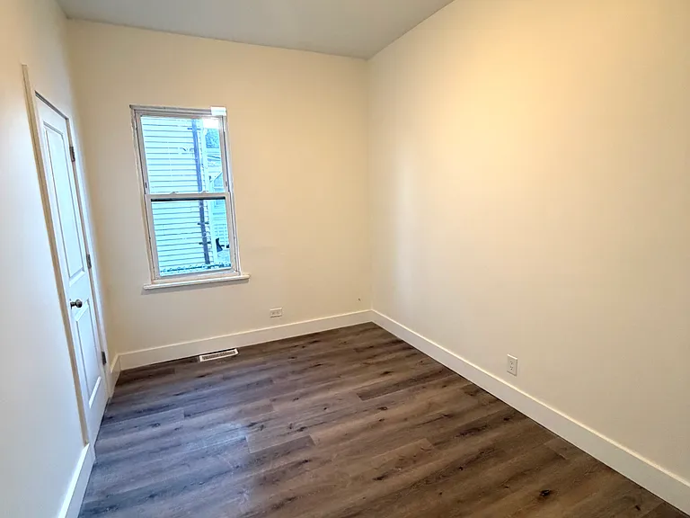 217 Union Ave #1 — Photo 10