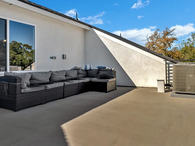 7344 Amour Vallon Pl — Photo 48