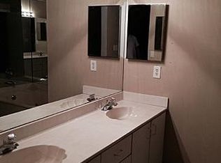 20010 NE Six Court Cir, North Miami Beach, FL 33179