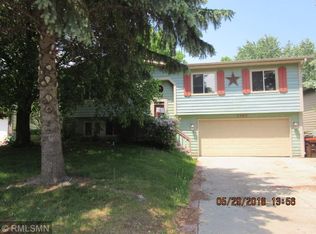 1190 Union Ct, Hastings, MN 55033