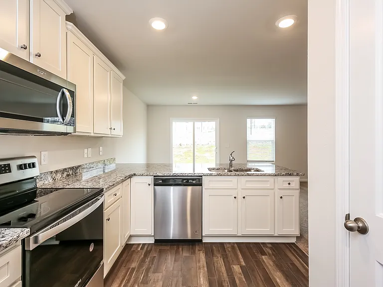 6025 Mason Tucker Dr — Photo 6
