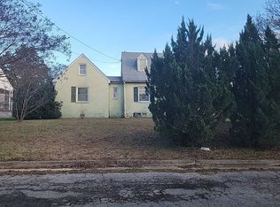 851 Montibello St, Petersburg, VA 23805