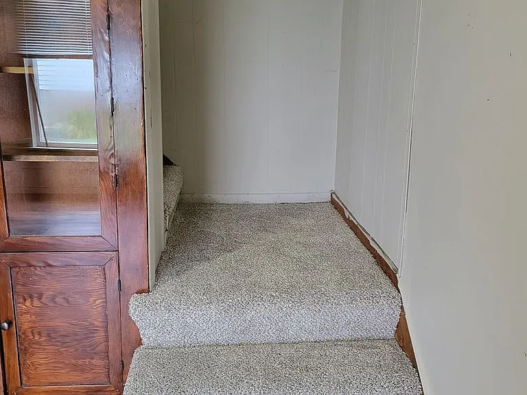 533 W Kinne St — Photo 14