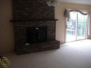2nd image of 33646 Alvin St