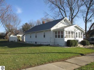 324 N Grover Ave, Alma, MI 48801