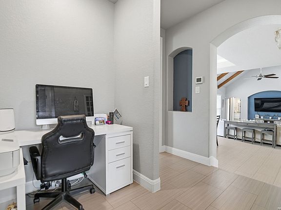 5th image of 104 Abrego Knoll Dr