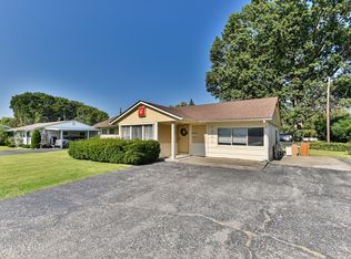 2909 Hikes Ln, Louisville, KY 40218