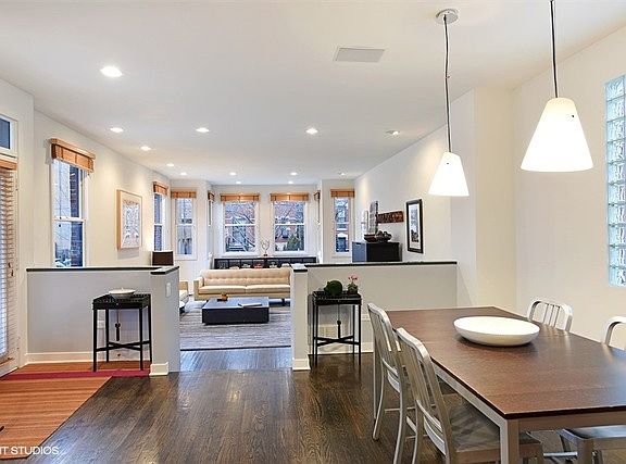5th image of 2141 W Schiller St