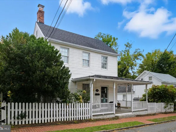 222 Wirt St NW, Leesburg, VA 20176