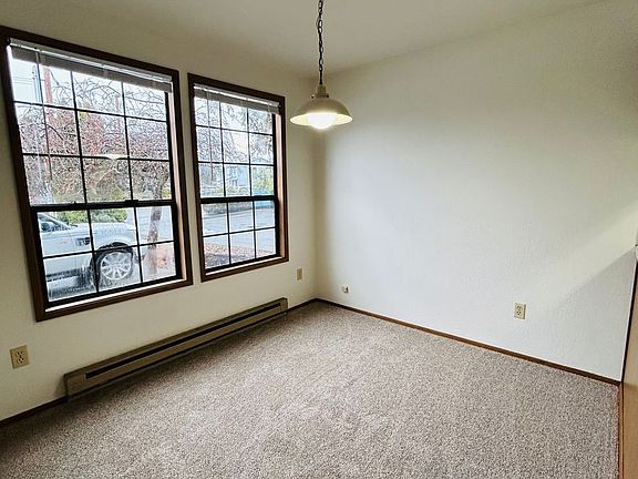 3rd image of 717 SE 8th Ave APT 101