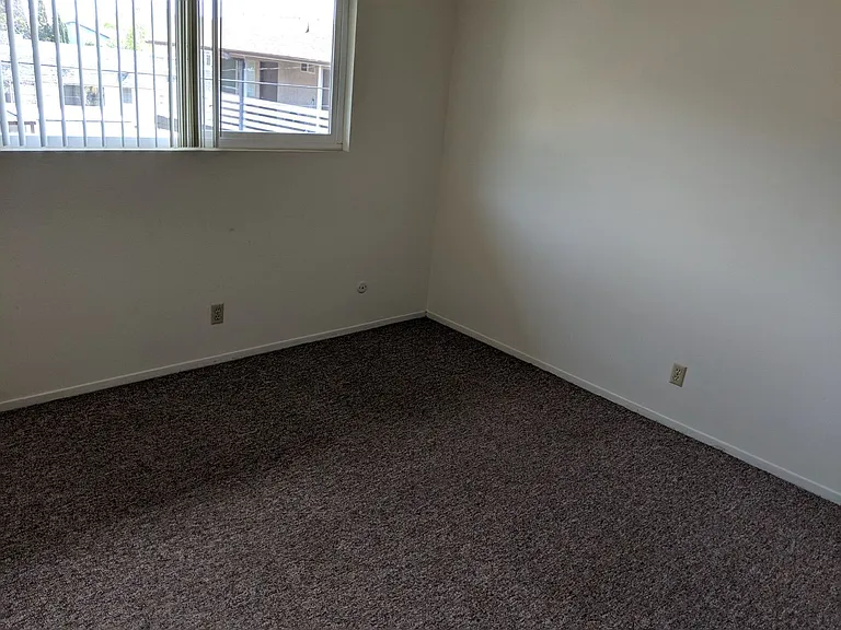 2935 Augusta St #18 — Photo 8