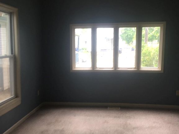 3rd image of 215 Gold Ave NW #217