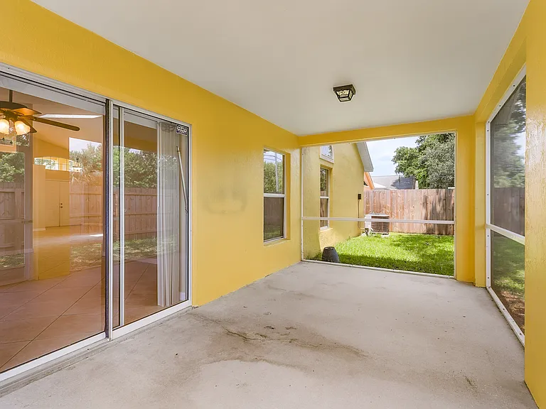 2941 Saint James Ln — Photo 25