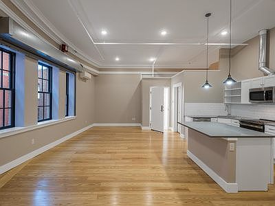 1st image of 415 Cumberland Ave #22