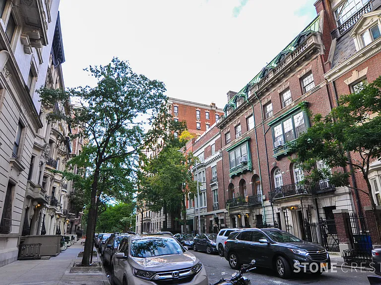 302 W 92nd St #6M — Photo 14