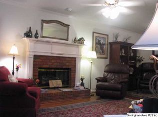 127 Southern Hills Pkwy, Calera, AL 35040
