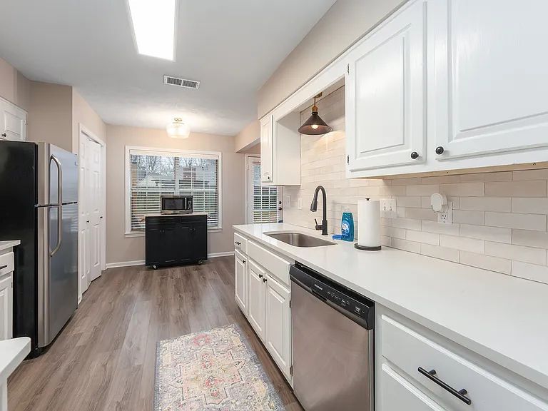 24 McLean Cv — Photo 20