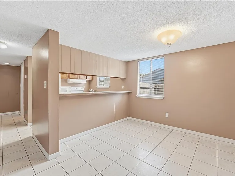 1428 Oak Pl #C — Photo 4