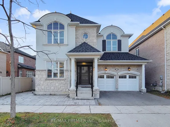 140 Magnolia Cres, Oakville, ON L6M 0Z7