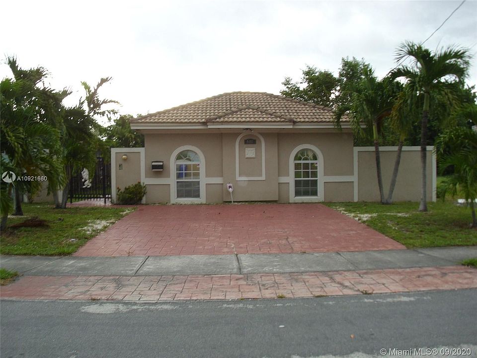 1st image of 608 NW 10th Ave