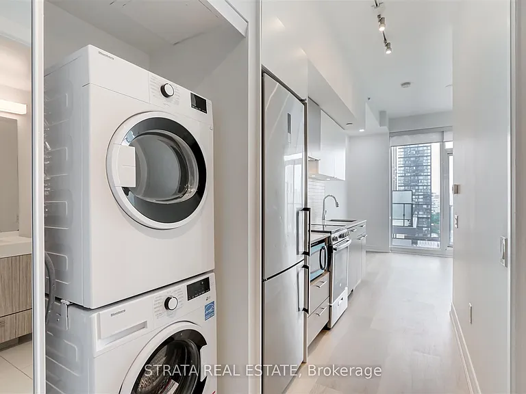 251 Jarvis St #1901 — Photo 16
