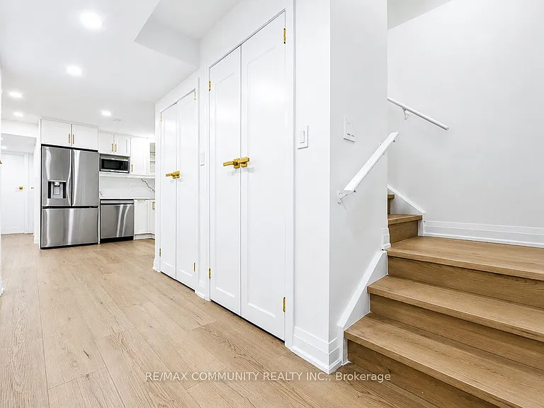 8 Capstan Ct #BASEMENT — Photo 3