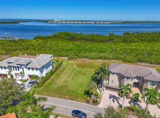 12405 Baypointe Ter, Cortez, FL 34215