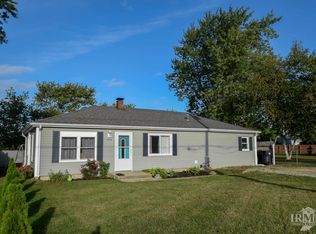 1723 S Nebo Rd, Yorktown, IN 47396