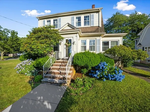 2 Hughes St, Quincy, MA 02169
