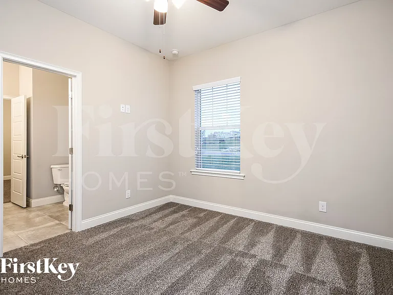 252 Pine Lilly Ct — Photo 12