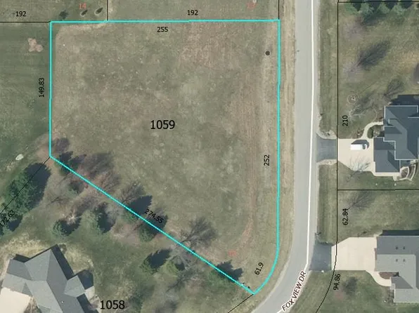 N2669 Fox View Dr, Hortonville, WI 54944
