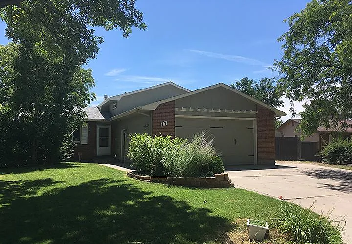 17 Mayweed Ct
