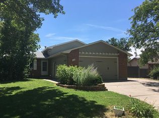 17 Mayweed Ct, Pueblo, CO 81001