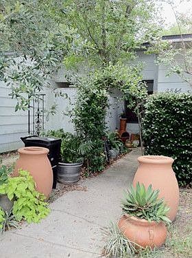 1st image of 2866 SW 39th Ave #3