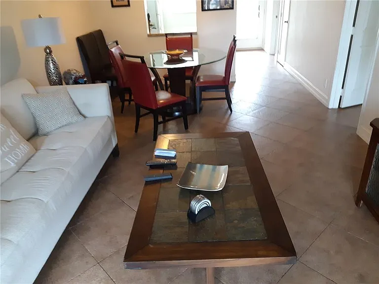 1501 S Ocean Blvd — Photo 2