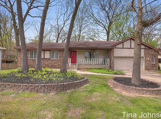 4711 Chalet Ln SW, Wyoming, MI 49519