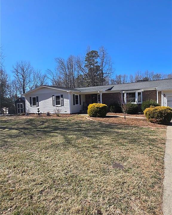 1st image of 322 Quail Ln