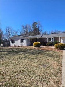 322 Quail Ln, Thomasville, NC, 27360
