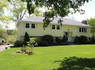 3 Huntington St, Natick, MA 01760