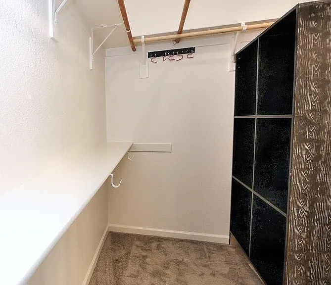 9049 Hourglass Cir — Photo 25