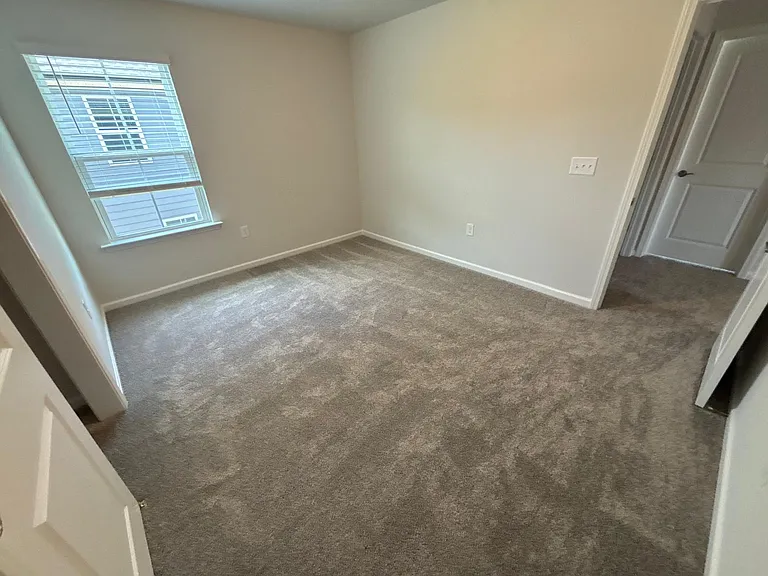 608 Donnegal Farm Dr — Photo 31