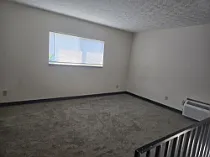 4 Meadows Dr #B — Photo 3